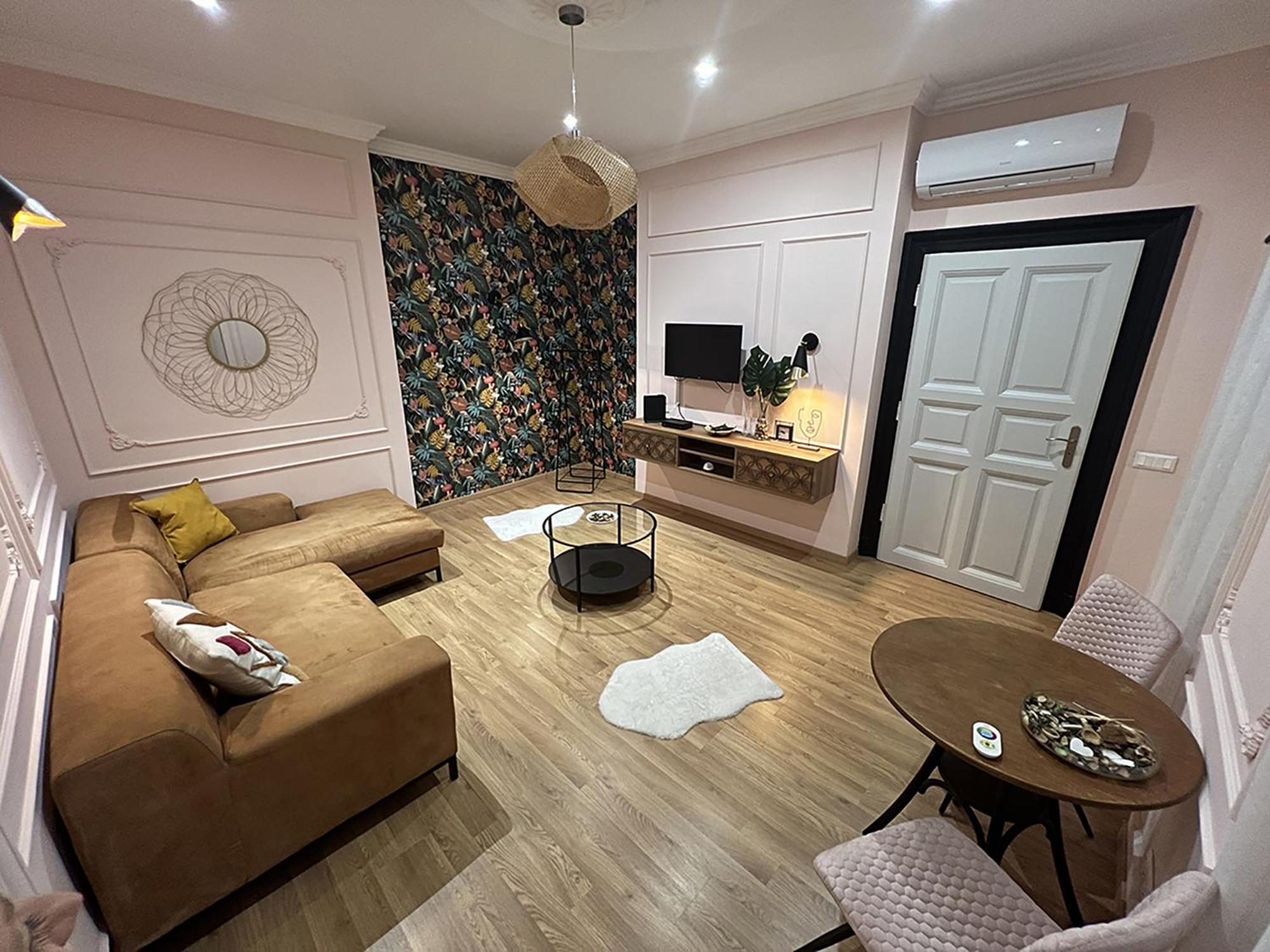 Jozsef Apartament *