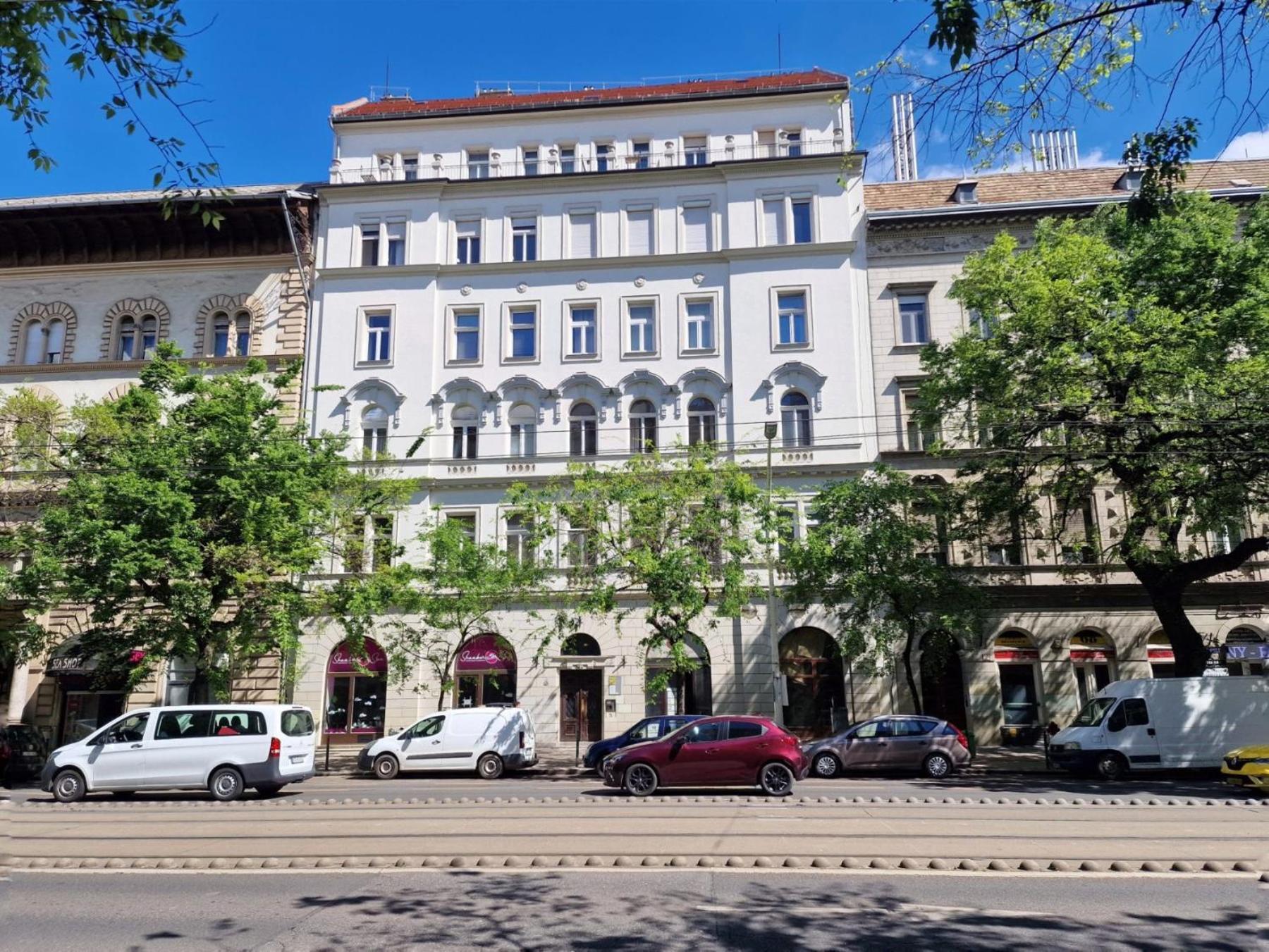Jozsef * Budapeszt